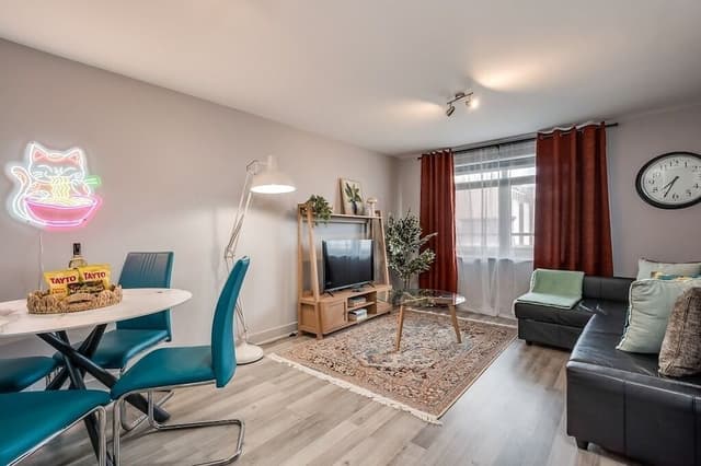 Deluxe Apartment, Private Bathroom (1 Bed)