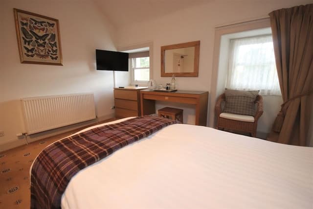 Twin Room, City View (Room 4)