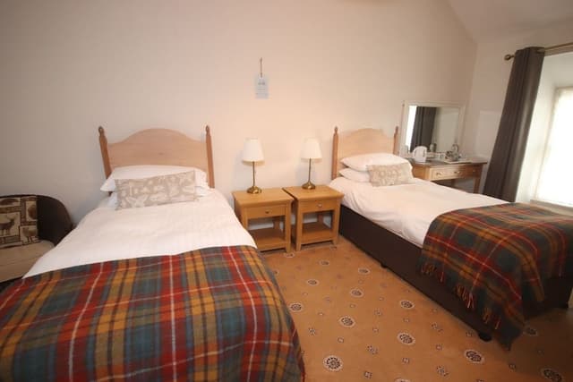 Twin Room, Garden View (Room 2)