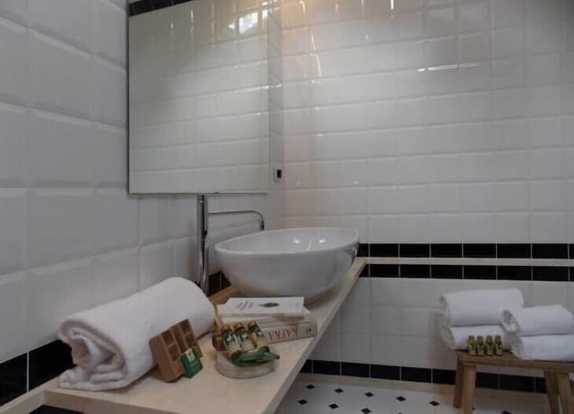 Basic Double Room