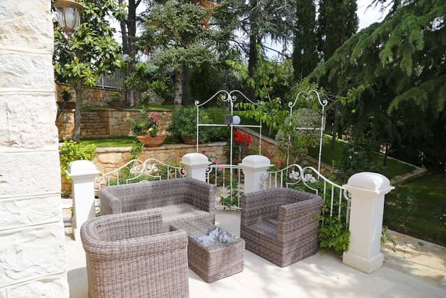 Basic Apartment, 2 Bedrooms, Garden View