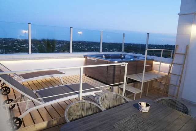 Luxury Suite, 1 Bedroom, Hot Tub, Sea View
