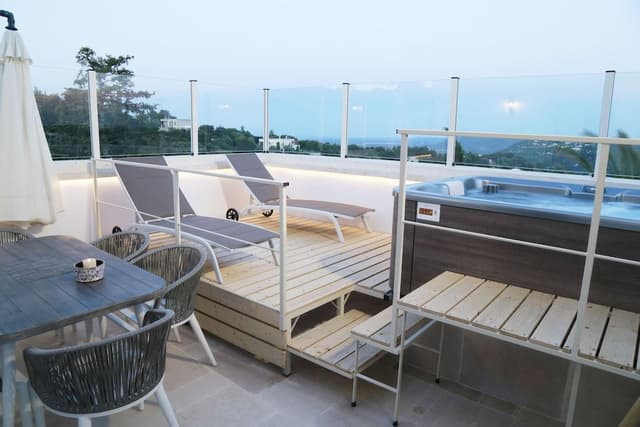 Luxury Suite, 1 Bedroom, Hot Tub, Sea View