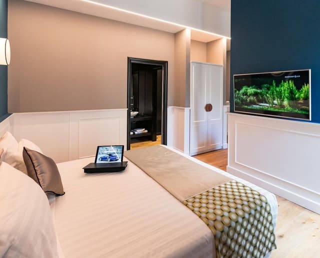 Luxury Room