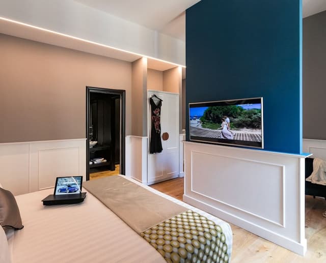 Luxury Room