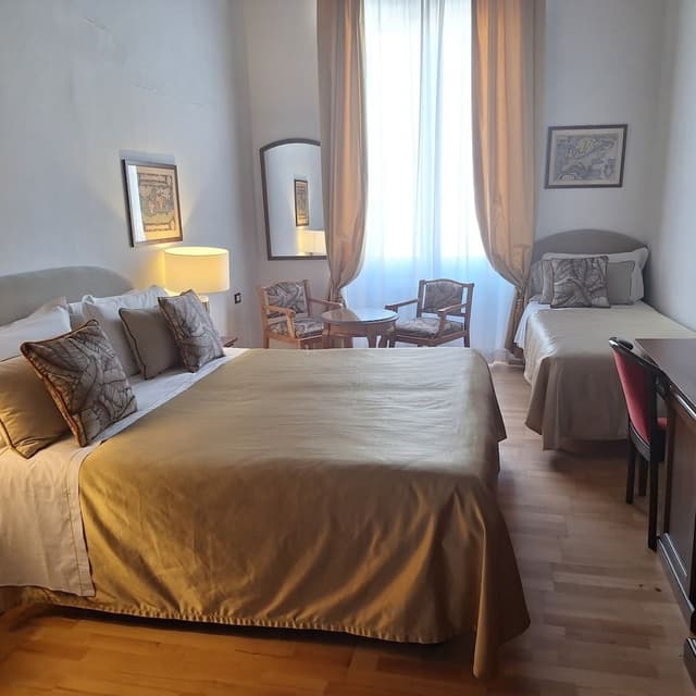 Deluxe Triple Room (Duomo View)