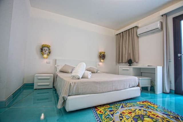Exclusive Triple Room