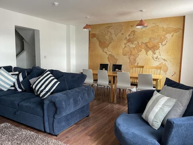 Luxury Apartment, Ensuite, Sea View (Apartment 3 - 8 Berth	)