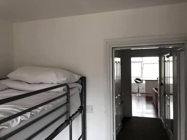 Luxury Apartment, Private Bathroom, Sea View (Apartment 2 - 5 Berth	)