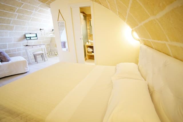 Double Room (U Quataratt