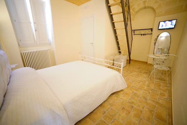 Quadruple Room (A Patrunel)
