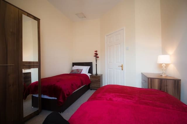 Hampton House (2 Bedrooms)