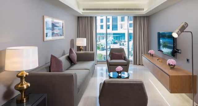 Two Bedroom Apartment with One King Bed and Twin Beds