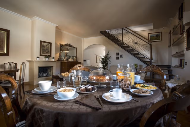 House, 3 Bedrooms, Balcony