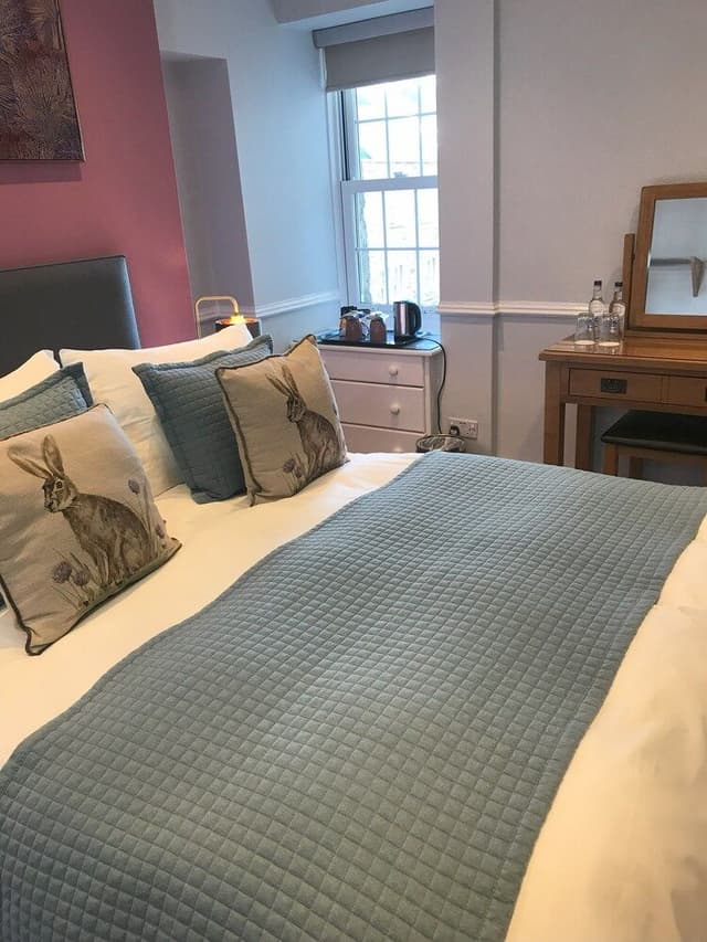 Double Room (Room 2)