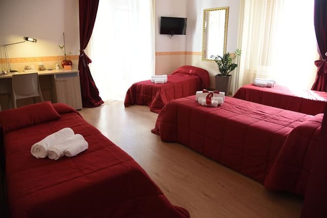 Triple Room