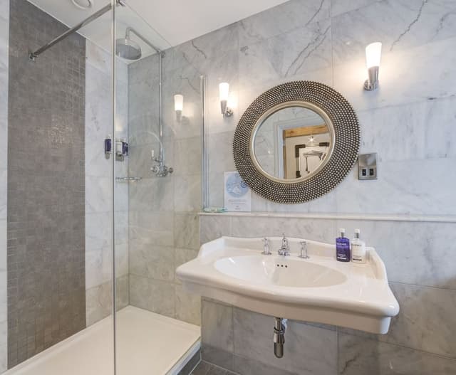 Double Room, Ensuite (Abbots Ripton )