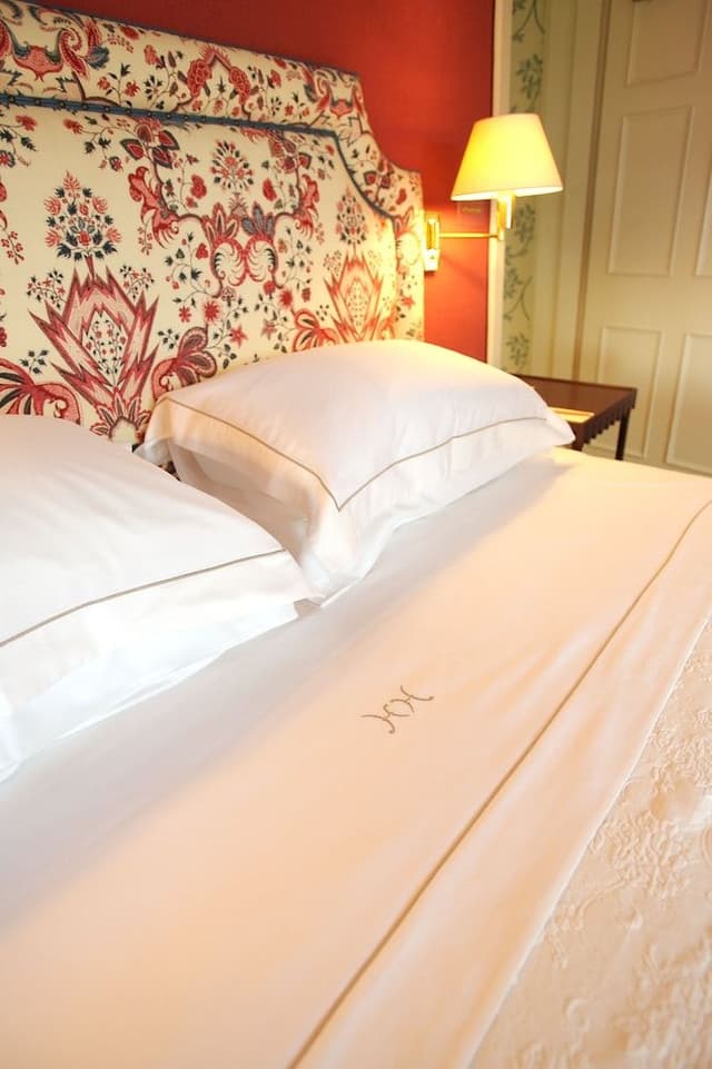 Superior Room, Lake View