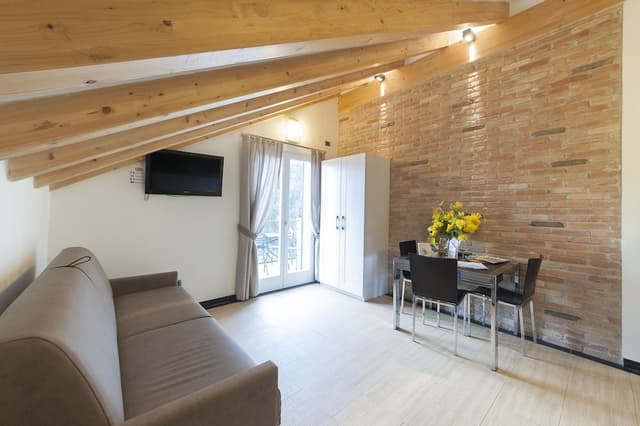 Suite, 2 Bedrooms