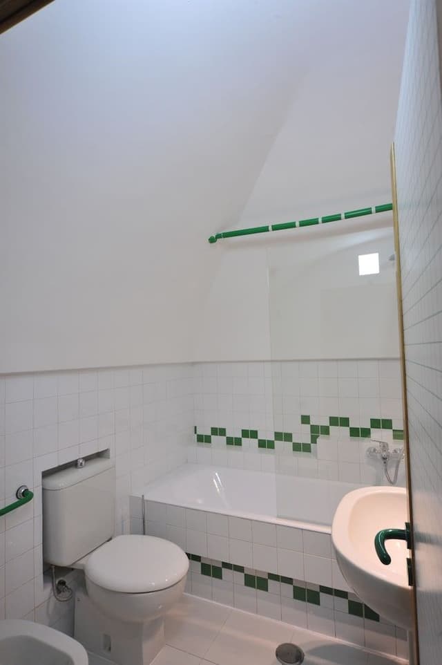 Family Quadruple Room, 2 Bedrooms, Bathtub