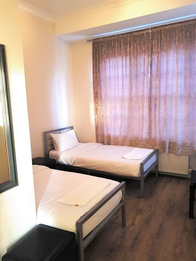 Basic Double or Twin Room, Non Smoking