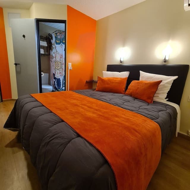 Classic Twin Room