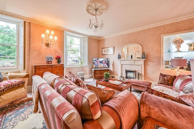 Luxury House, Ensuite, Garden View ((Three Bedroom))
