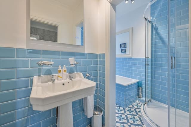 Luxury House, Ensuite, Garden View ((Three Bedroom))