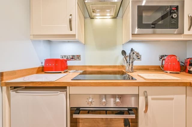 Standard Apartment, Ensuite, Garden View (with Bath)