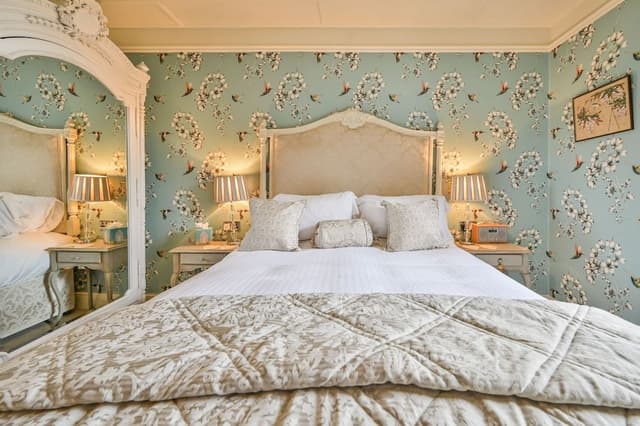 Luxury House, Ensuite, Garden View ((Three Bedroom))