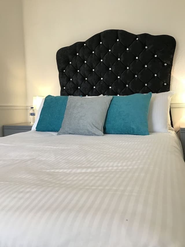 Family Room (Room 1)
