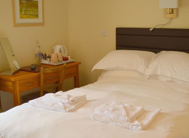 Double or Twin Room, Ensuite