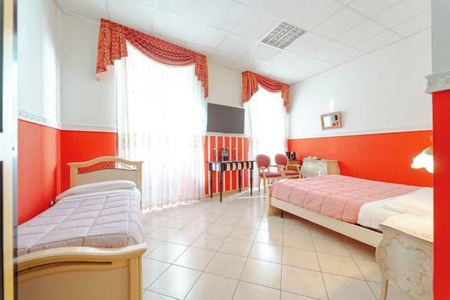 Deluxe Double Room, Multiple Beds, City View