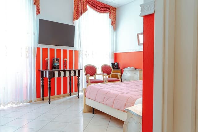 Deluxe Double Room, Multiple Beds, City View