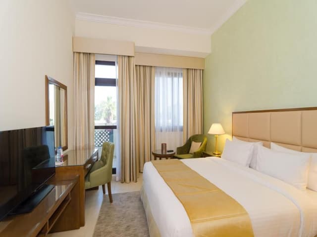 Deluxe Five-Bedroom Villa