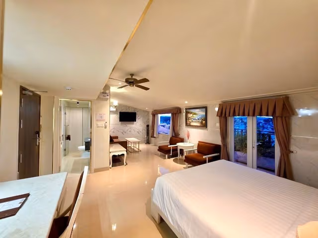 Suite Double Room