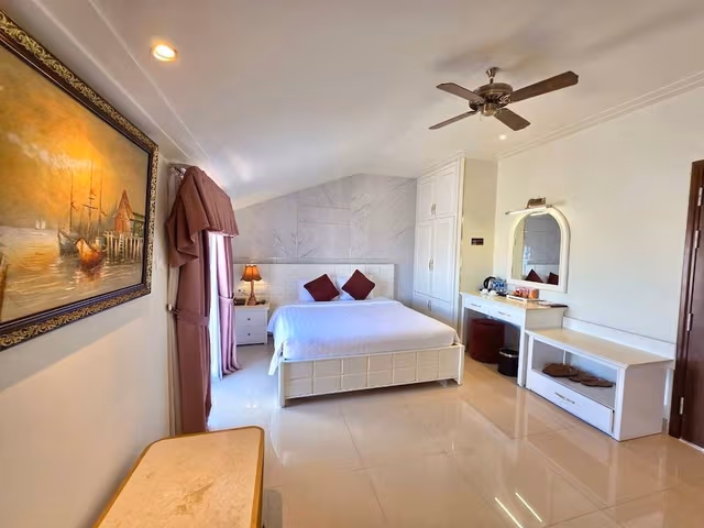Suite Quadruple Room