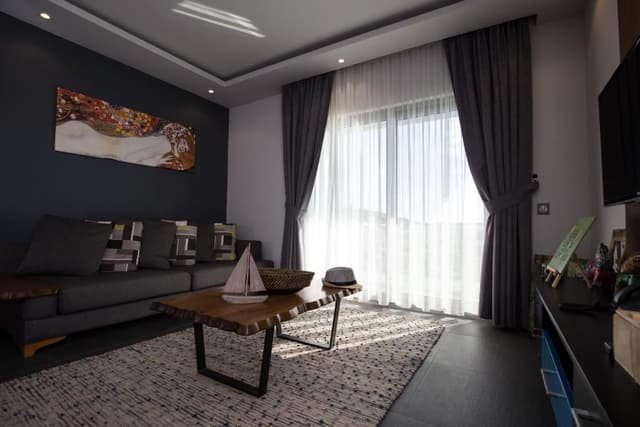 One-Bedroom Apartment with Sea View