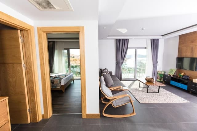 One-Bedroom Apartment with Sea View