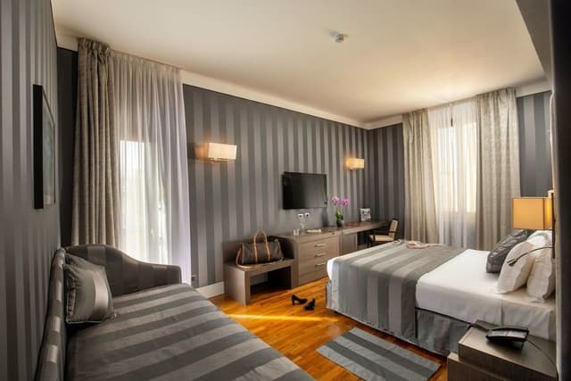 Studio Suite, Terrace