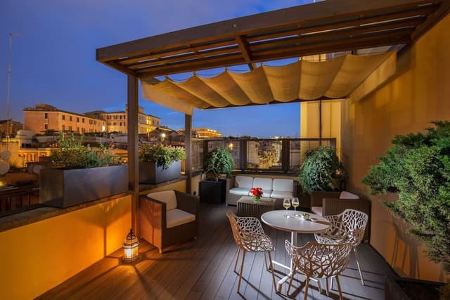 Studio Suite, Terrace