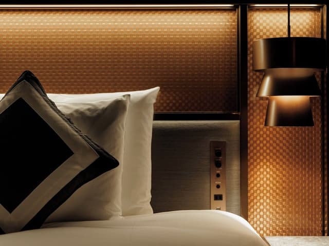[Single Use] Espacio Suite with Lounge Access, Non Smoking