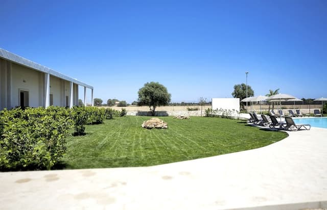 Deluxe Double Room, 1 Queen Bed, Balcony, Pool View