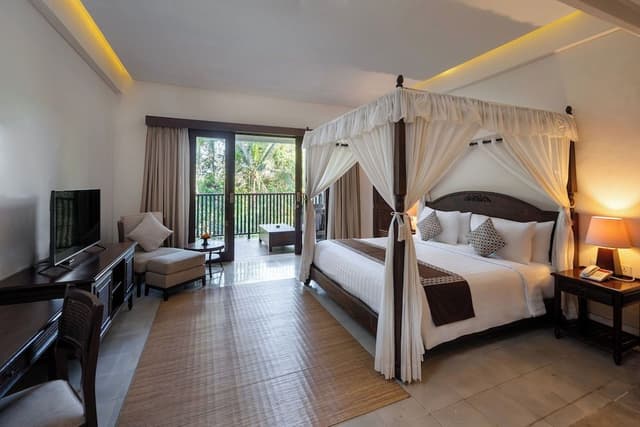 Jungle Suite with Private Balcony