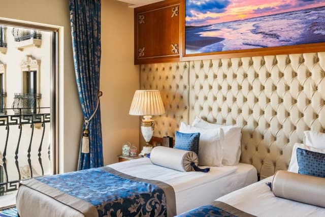Standard Twin Room