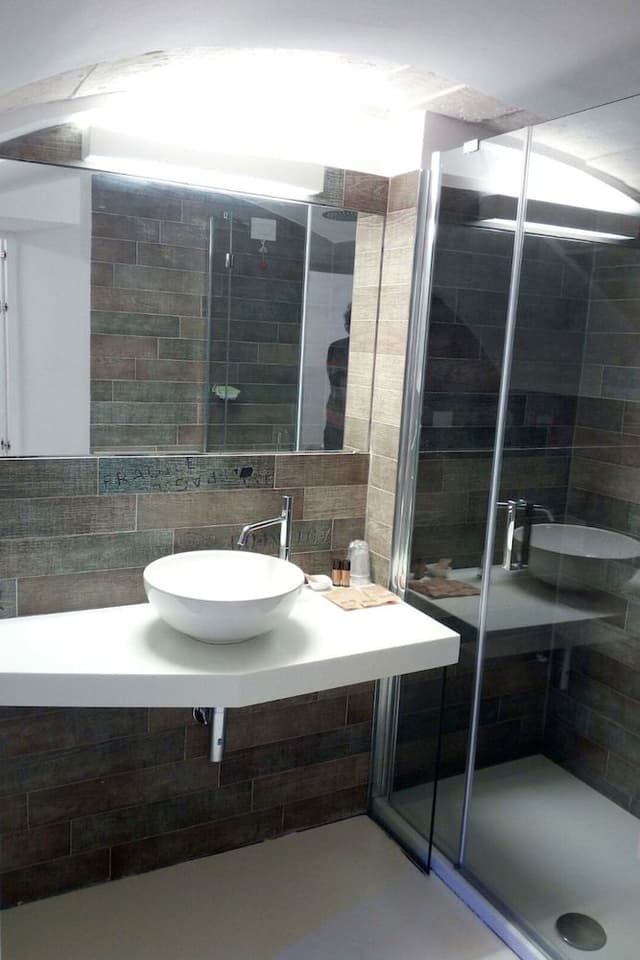 Classic Single Room