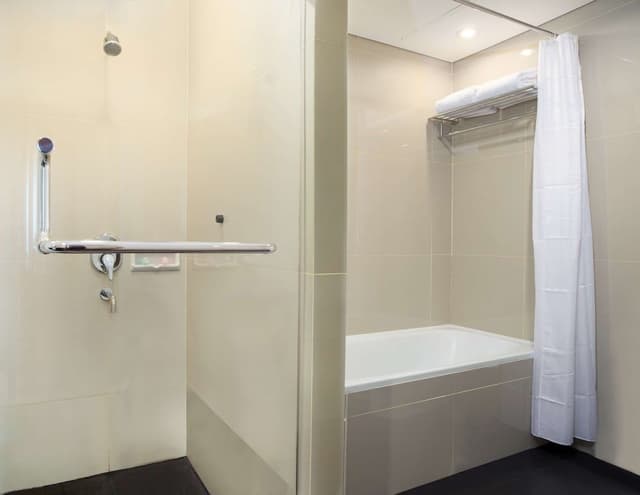 Family Suite, Multiple Beds, Non Smoking, Refrigerator & Microwave