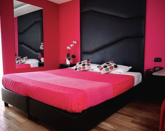 Romantic Double Room, 1 King Bed, Bathtub