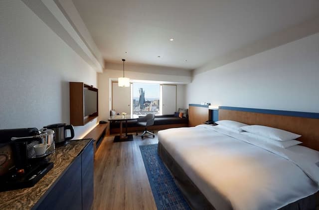 King Hilton Deluxe