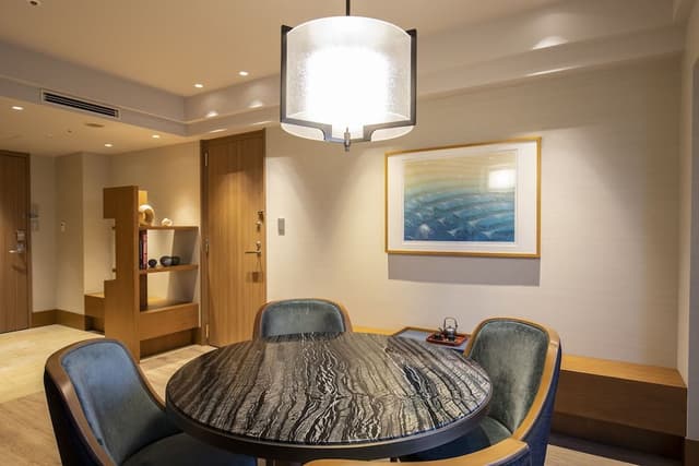 King Executive Suite
